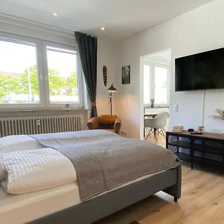 Urban Jungle In + Netflix *