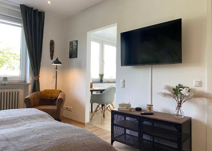 Urban Jungle In + Netflix *